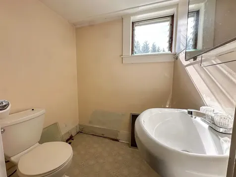 14 Shannon Street Claremont NH 03743