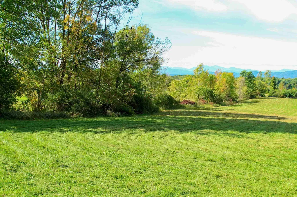 261 Four Winds Road Ferrisburgh VT 05456