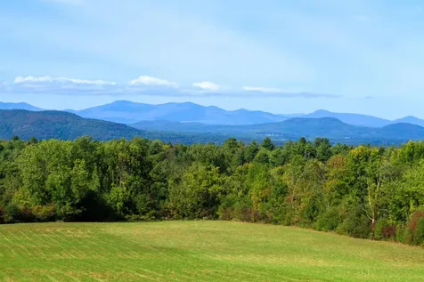 261 Four Winds Road Ferrisburgh VT 05456