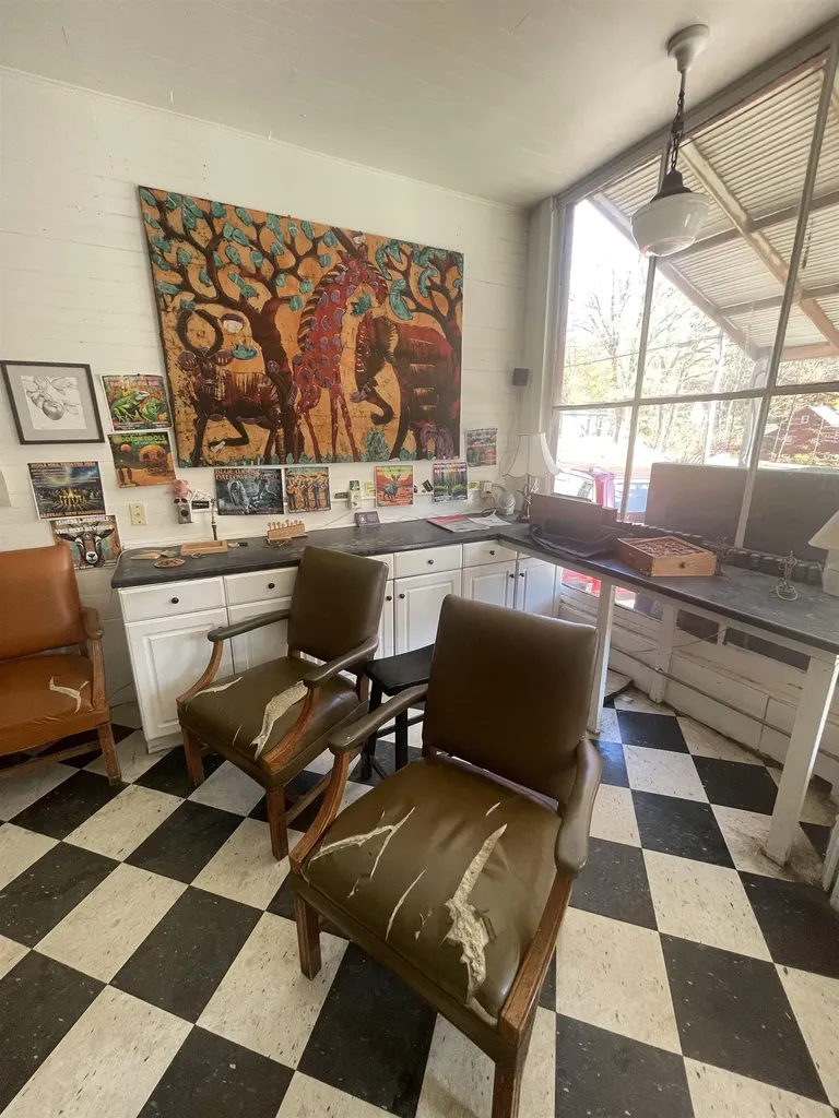 18 Main Street Gilsum NH 03448