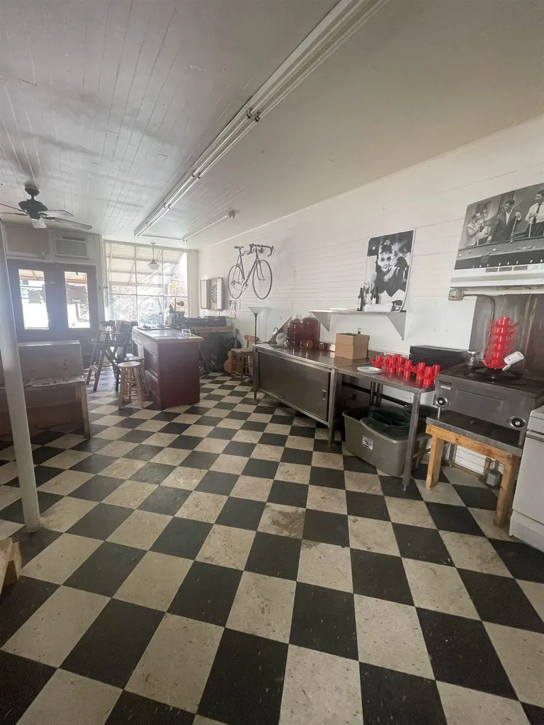 18 Main Street Gilsum NH 03448