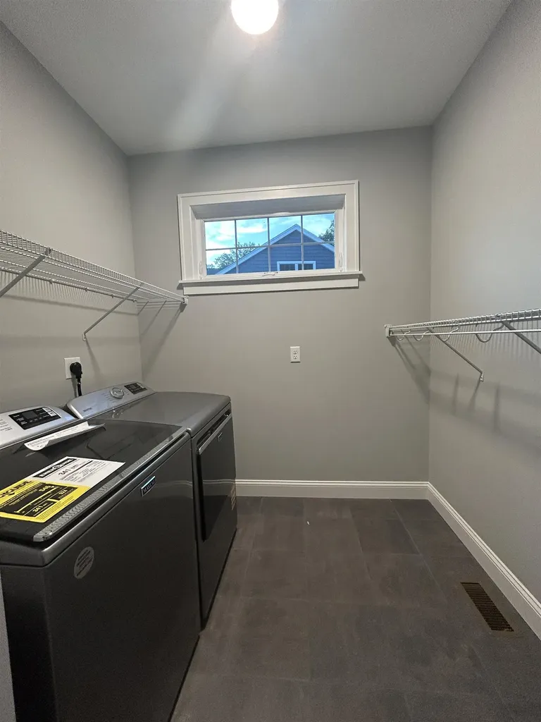 52 Summerwind Place Greenland NH 03840