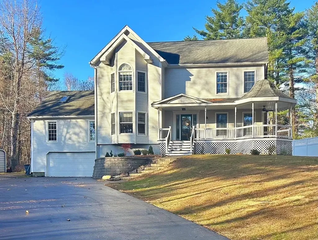 5 Londonderry Lane Derry NH 03038