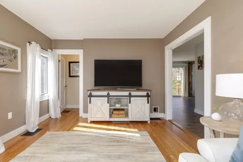 538 Governor Wentworth Highway Tuftonboro NH 03850