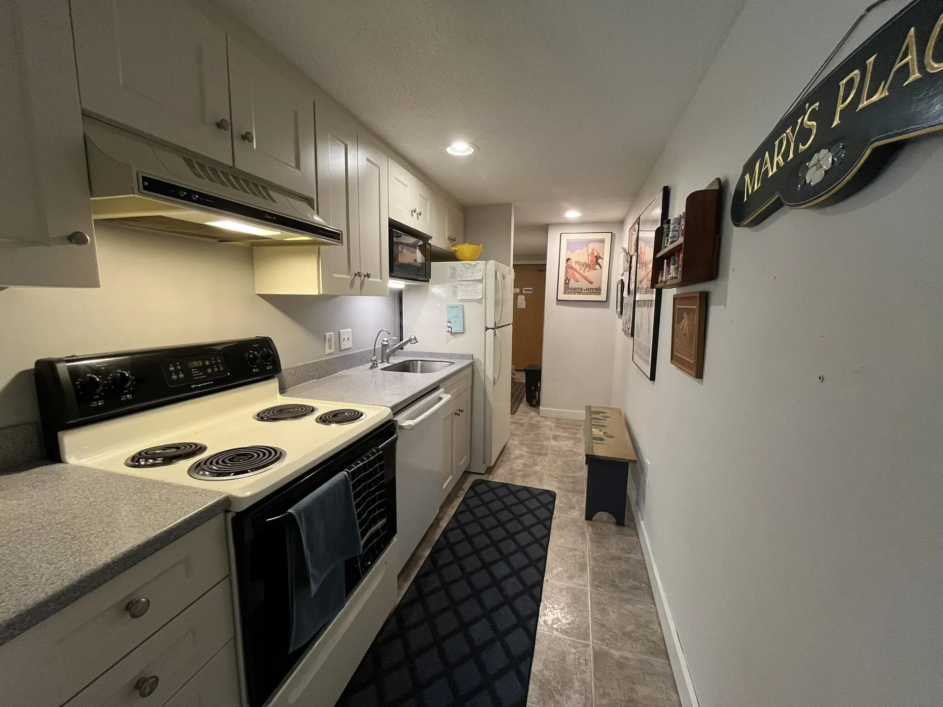 17 Snow Tree Lane Dover VT 05356