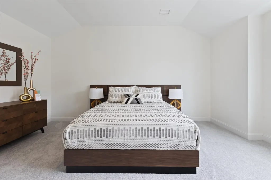 33 Juniper Lane Portsmouth NH 03801