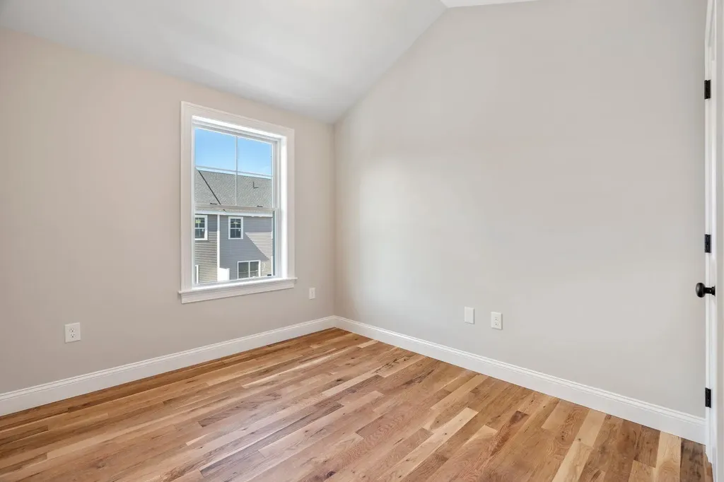 33 Juniper Lane Portsmouth NH 03801