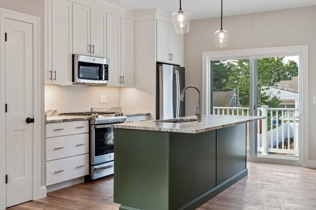 33 Juniper Lane Portsmouth NH 03801