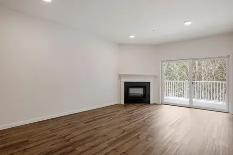 16 Twin Tip Terrace Lincoln NH 03251