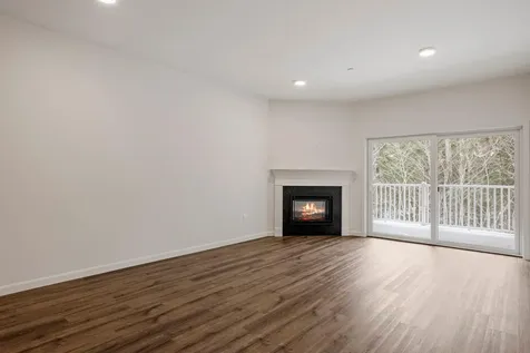 16 Twin Tip Terrace Lincoln NH 03251