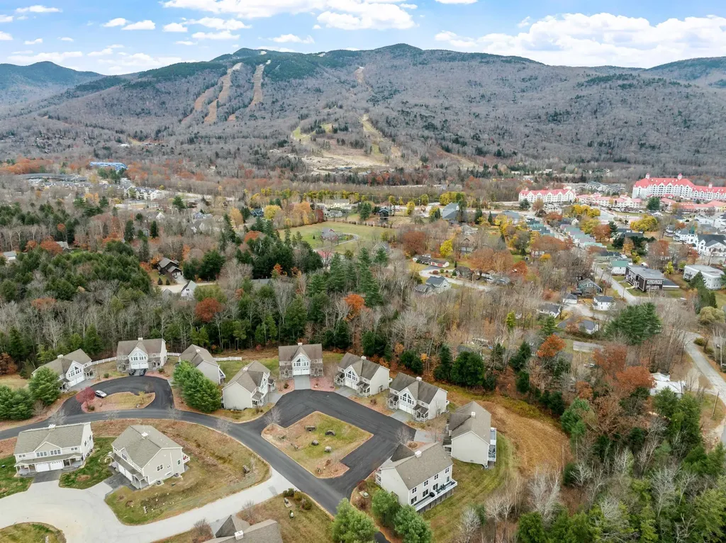 110 Woodland Loop Lincoln NH 03251