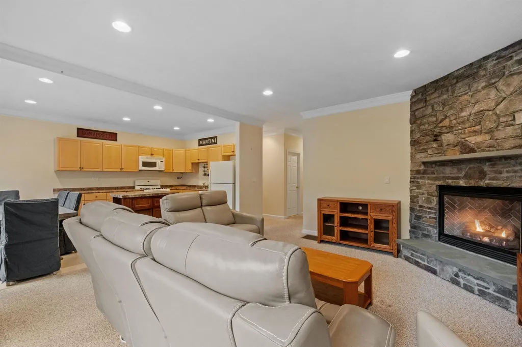 110 Woodland Loop Lincoln NH 03251