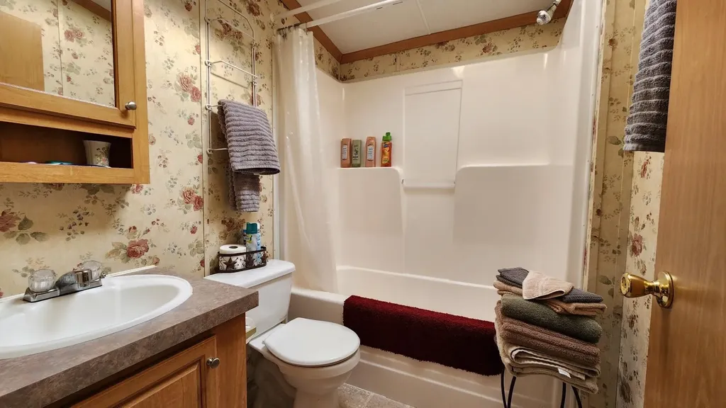 2477 Us Route 5 Derby VT 05829