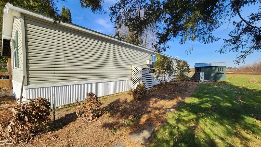 2477 Us Route 5 Derby VT 05829