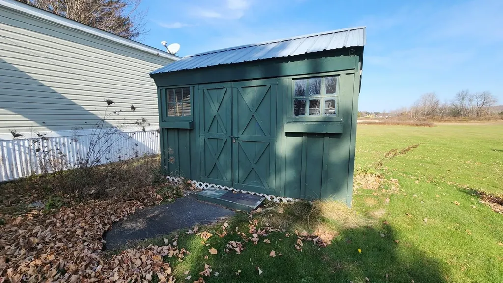 2477 Us Route 5 Derby VT 05829