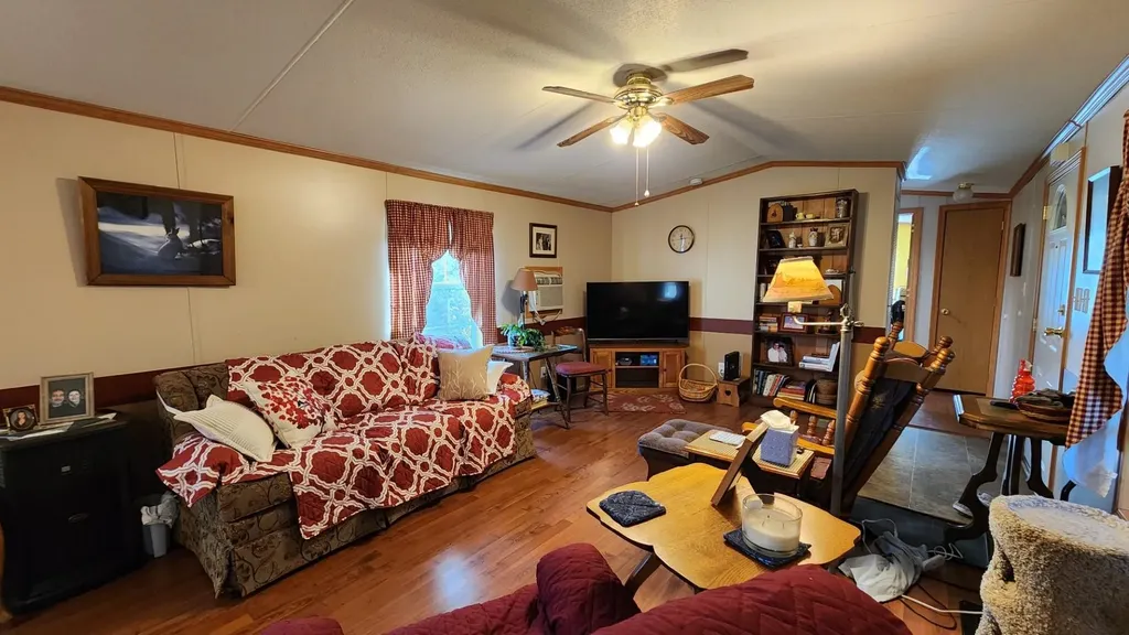 2477 Us Route 5 Derby VT 05829