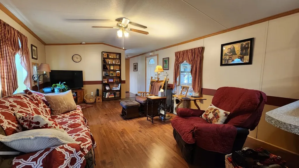 2477 Us Route 5 Derby VT 05829