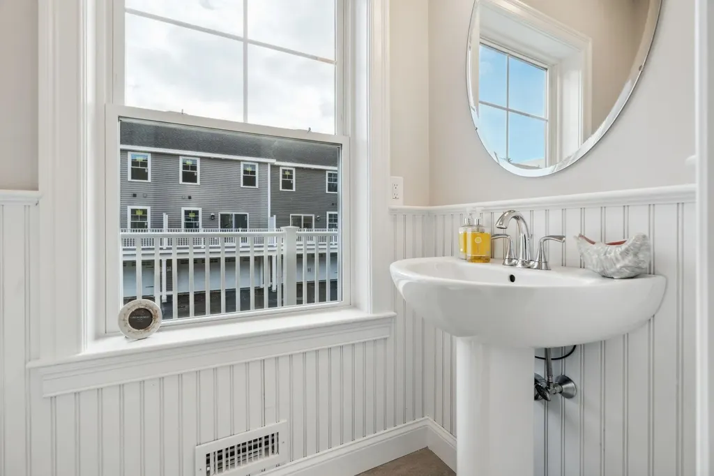 13 Juniper Lane Portsmouth NH 03801