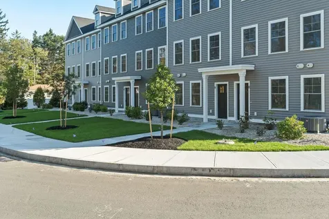 13 Juniper Lane Portsmouth NH 03801