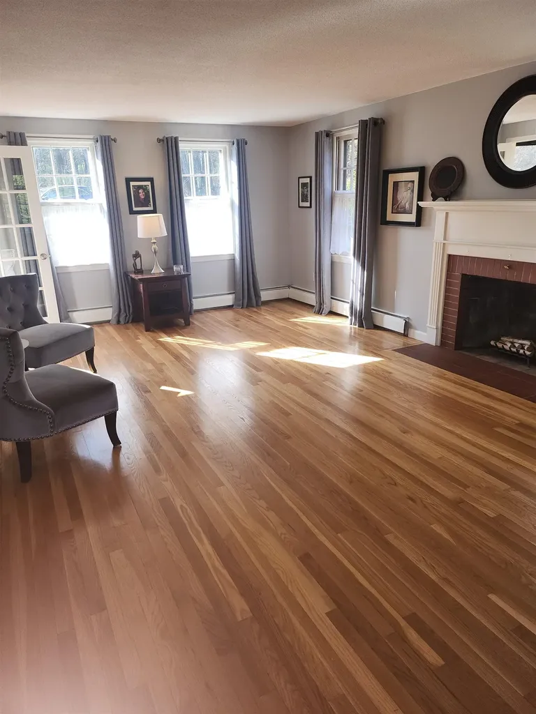 8 Deacon Road Bedford NH 03110