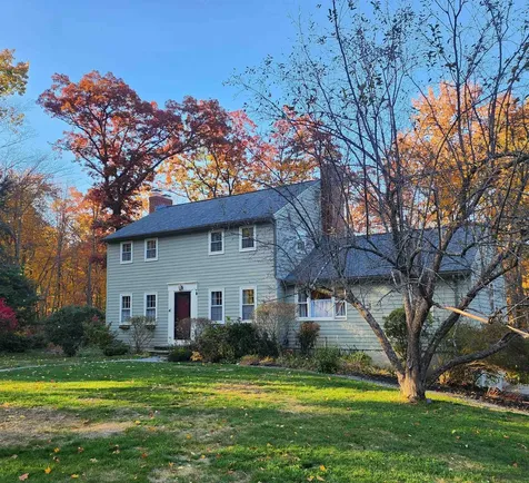 8 Deacon Road Bedford NH 03110