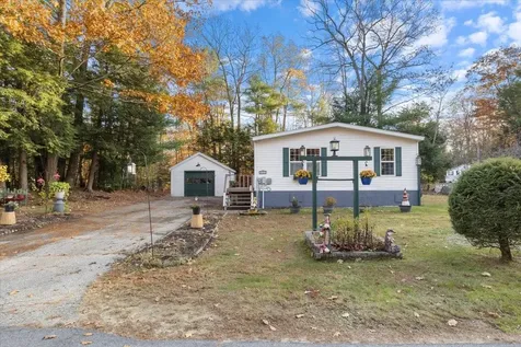 46 Eagles Way Alton NH 03809