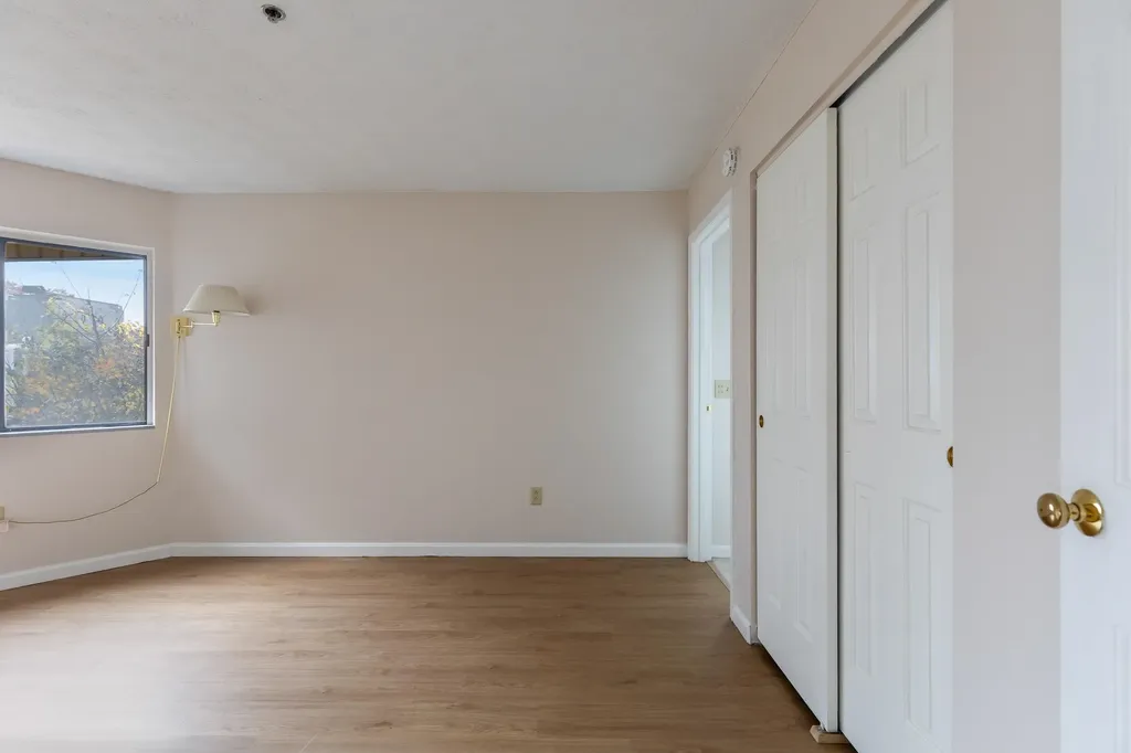 10 Kellogg Road Essex VT 05452