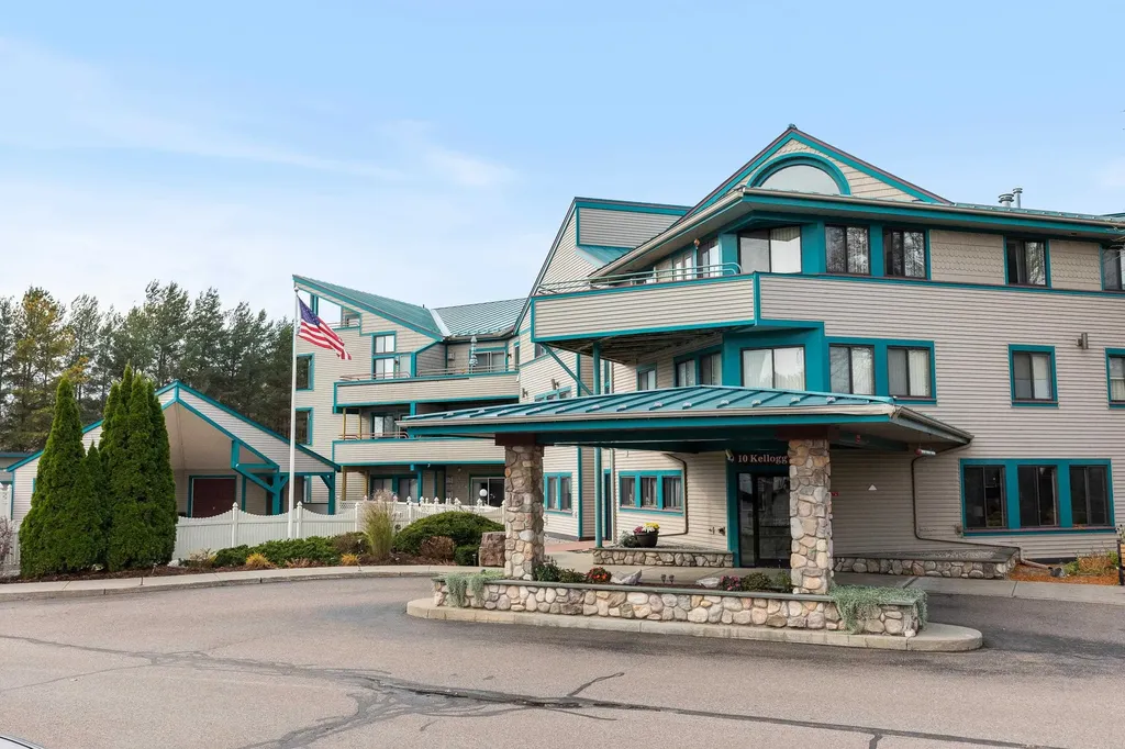 10 Kellogg Road Essex VT 05452