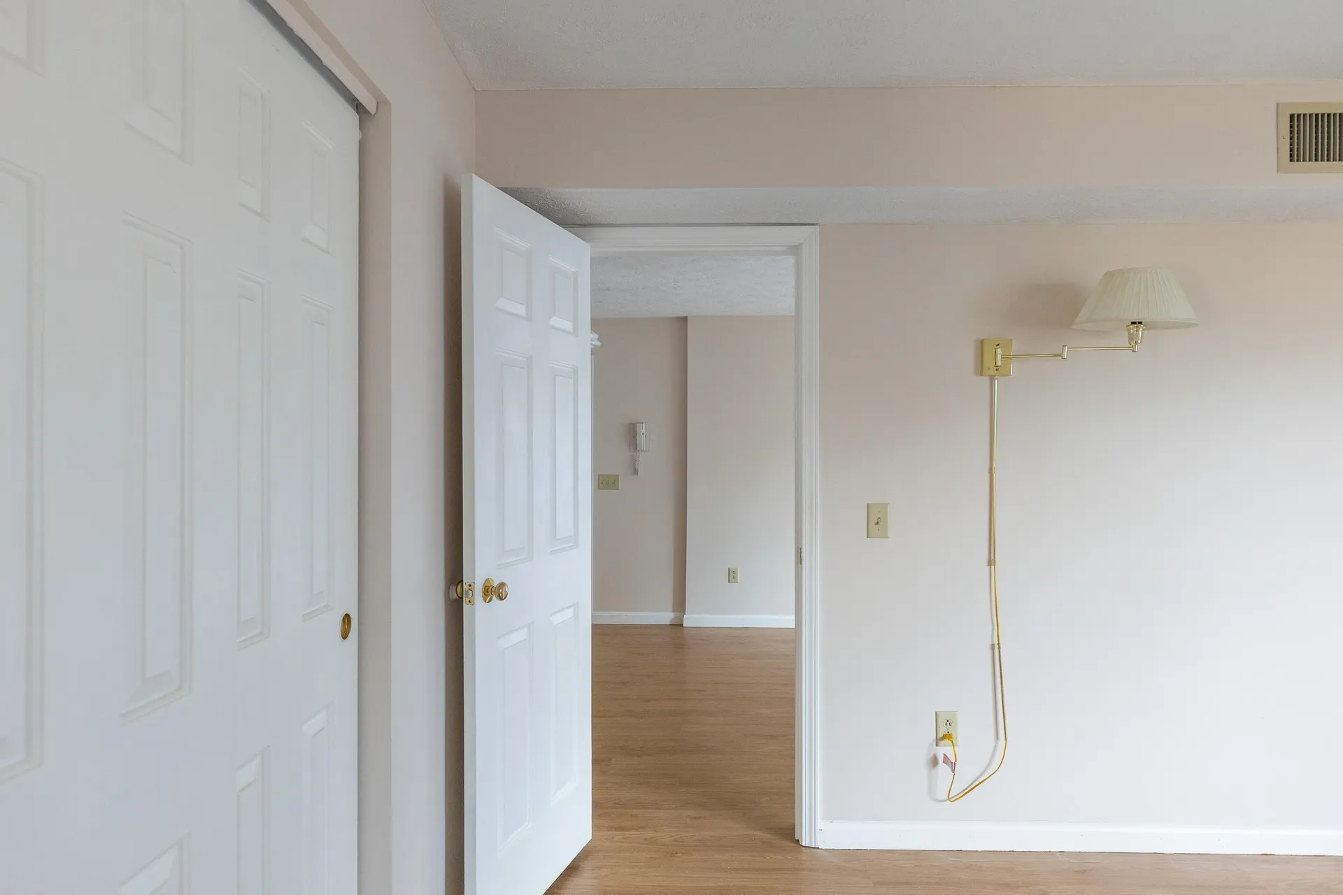 10 Kellogg Road Essex VT 05452