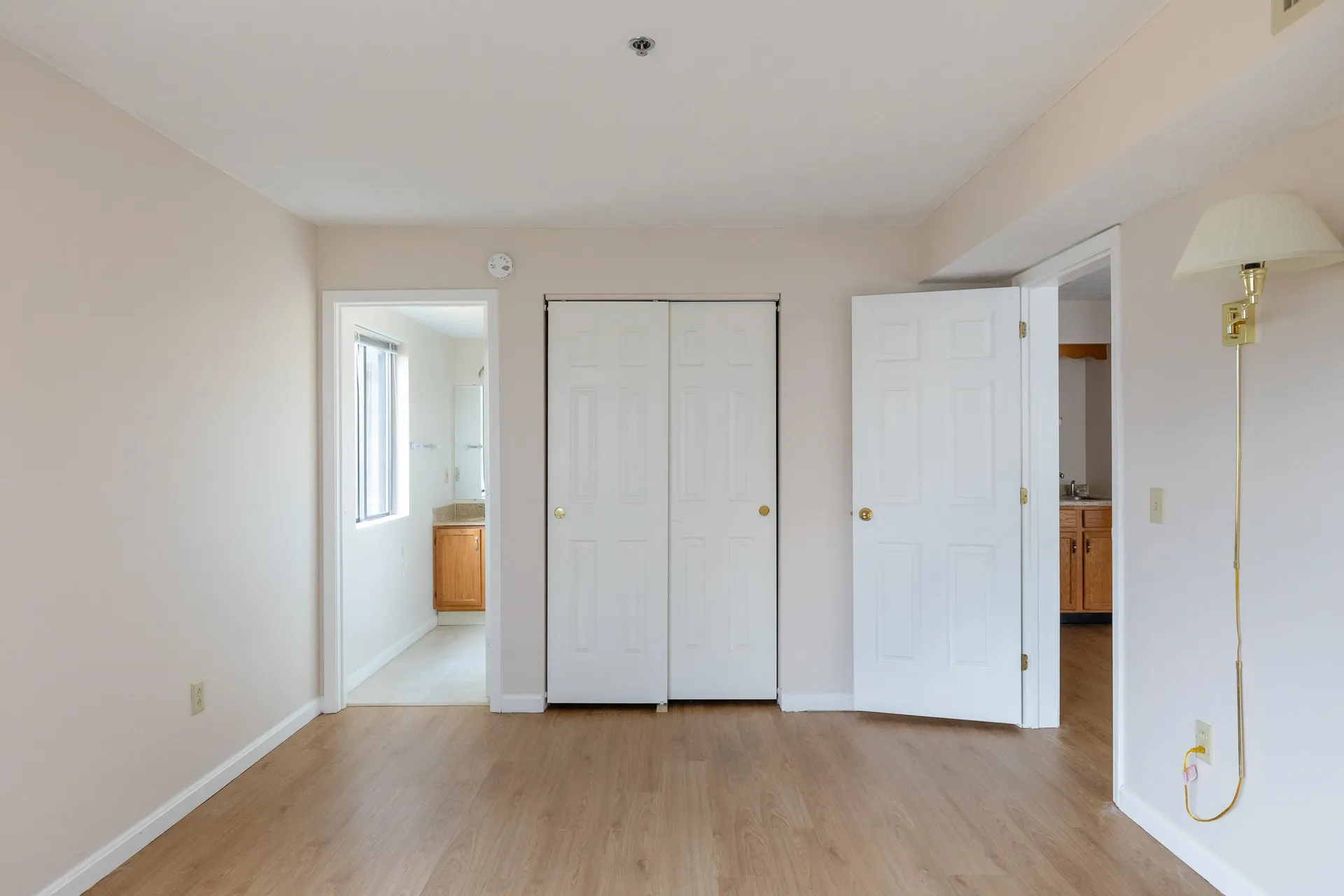 10 Kellogg Road Essex VT 05452