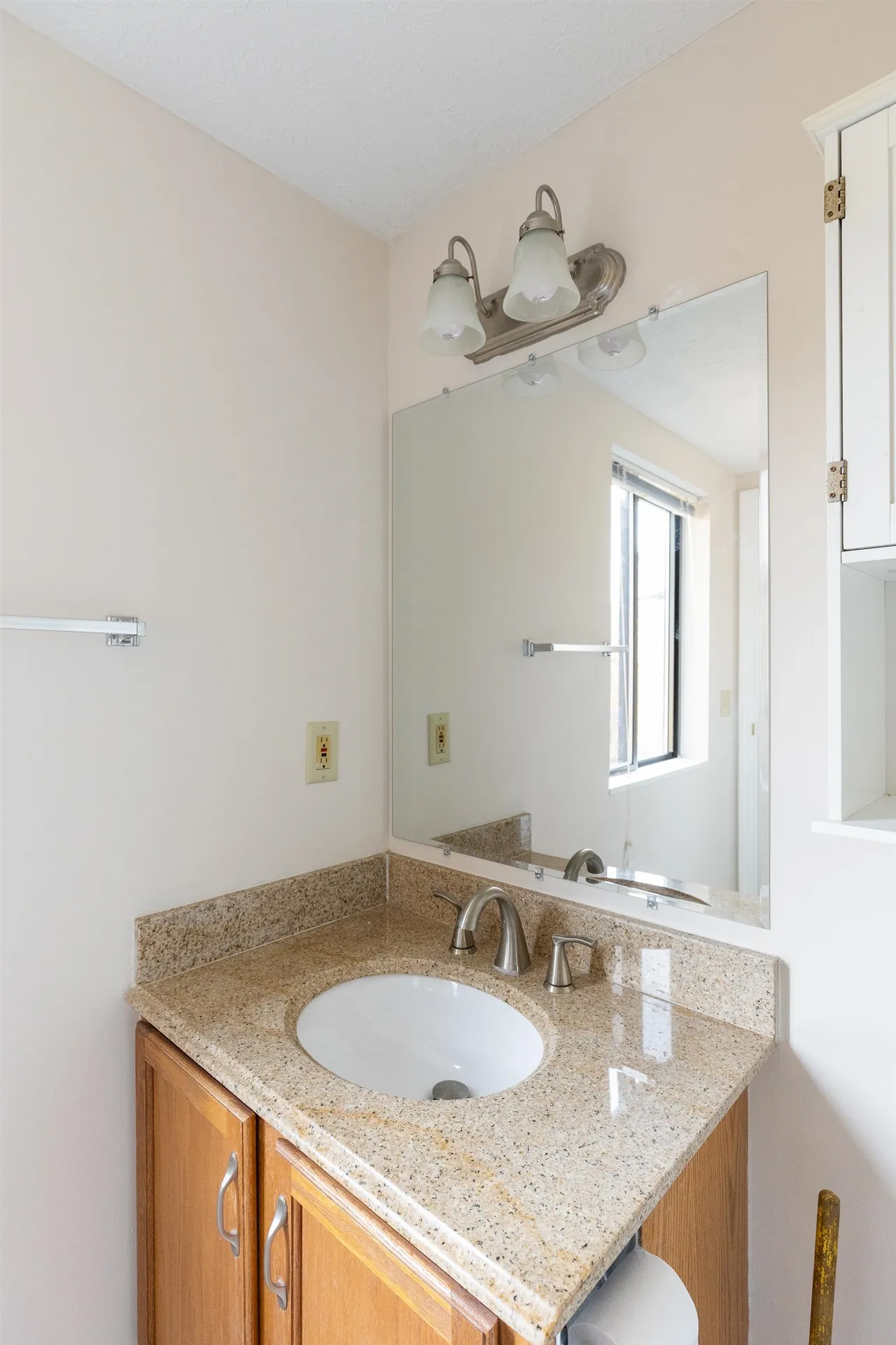 10 Kellogg Road Essex VT 05452