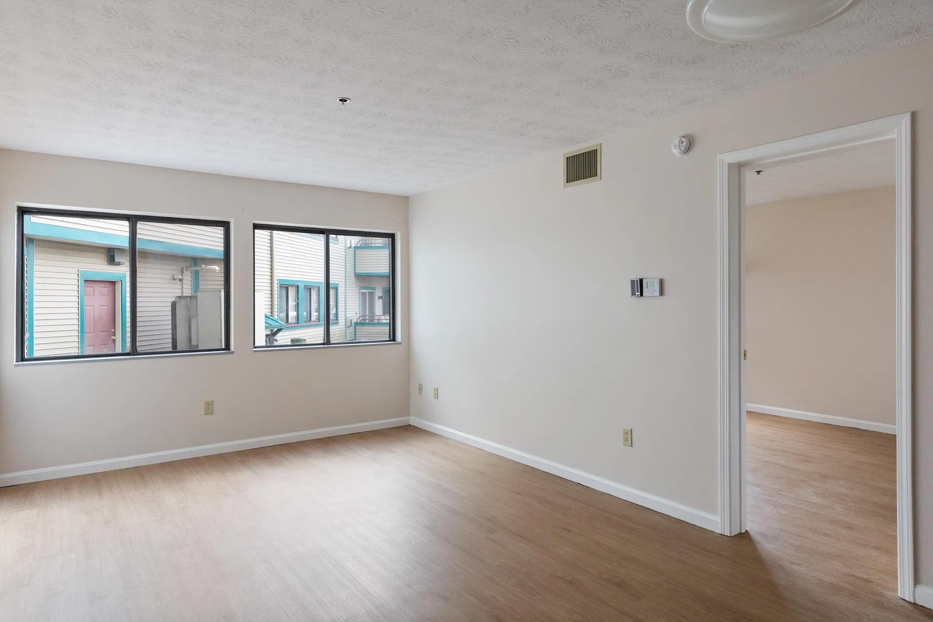 10 Kellogg Road Essex VT 05452