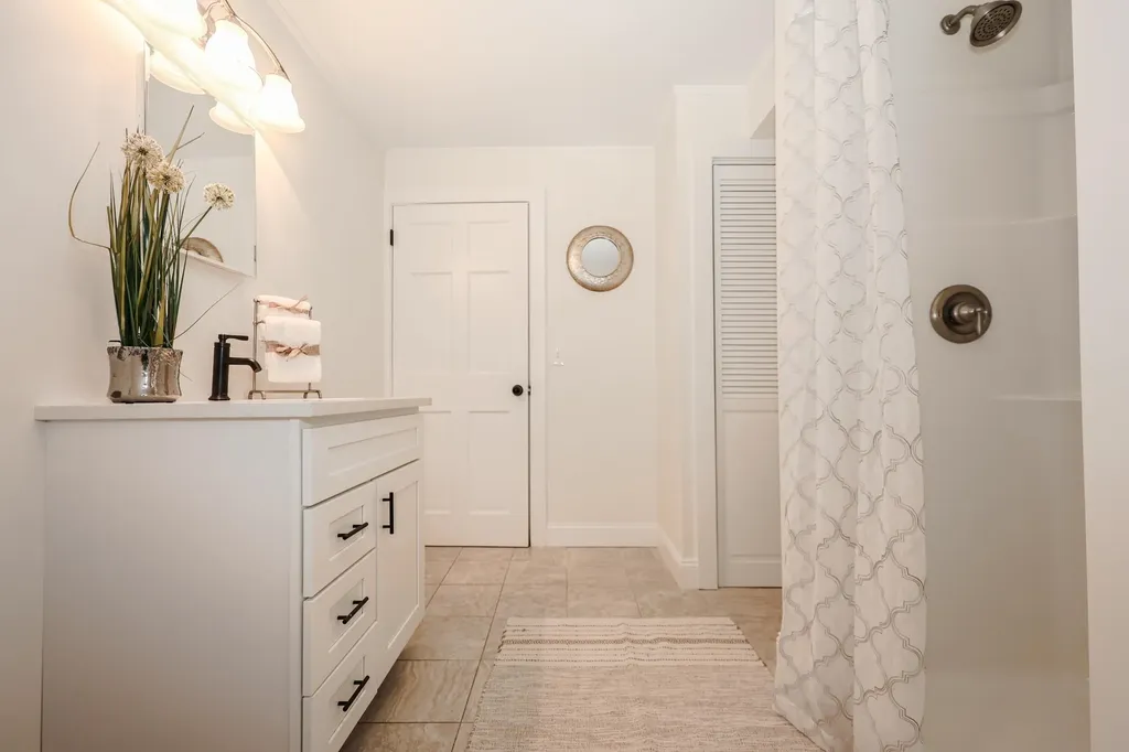 261 Hedding Road Epping NH 03042