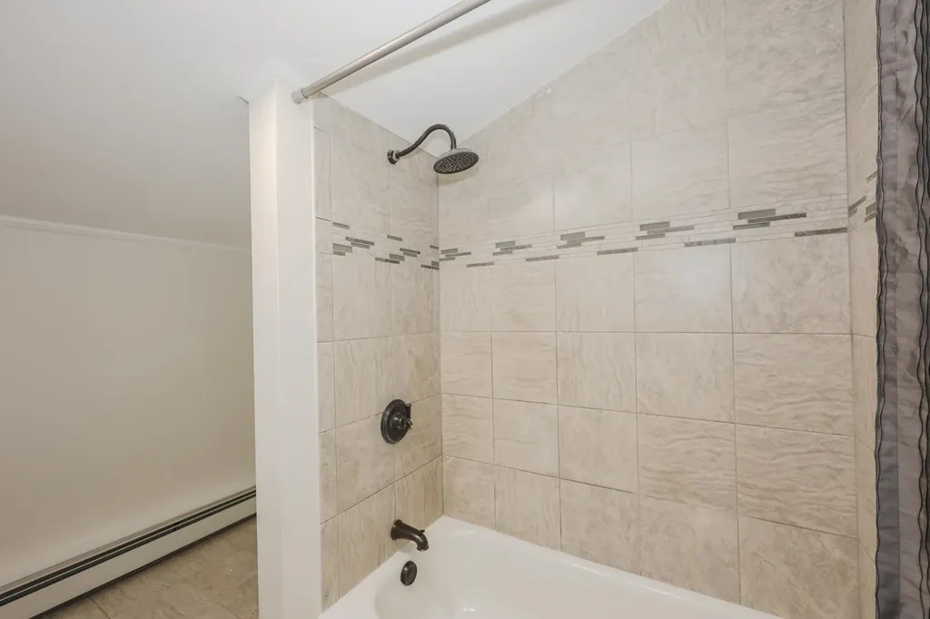 261 Hedding Road Epping NH 03042