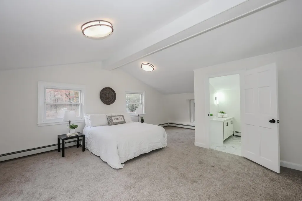 261 Hedding Road Epping NH 03042