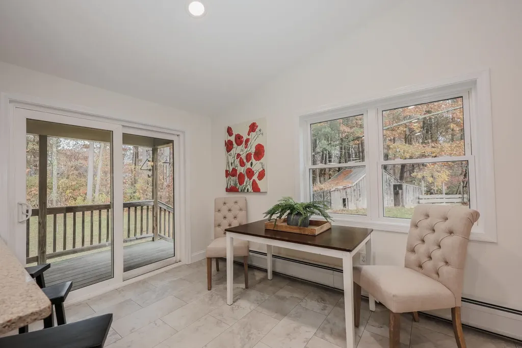 261 Hedding Road Epping NH 03042