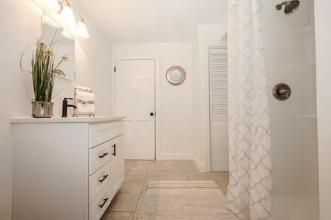 261 Hedding Road Epping NH 03042