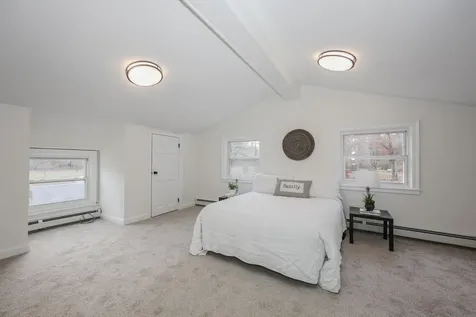 261 Hedding Road Epping NH 03042