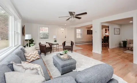 261 Hedding Road Epping NH 03042