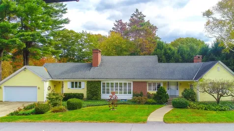 4 Bayberry Lane Exeter NH 03833