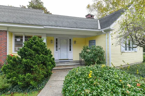 4 Bayberry Lane Exeter NH 03833