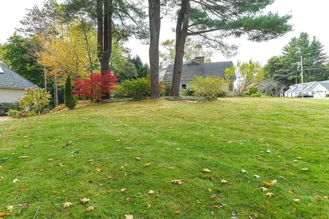 4 Bayberry Lane Exeter NH 03833