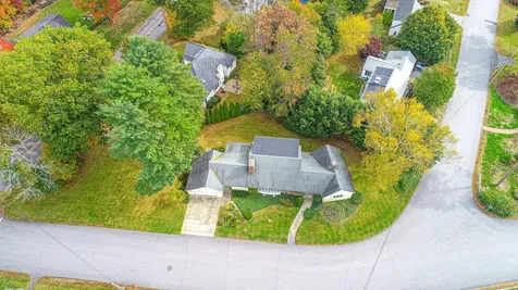 4 Bayberry Lane Exeter NH 03833