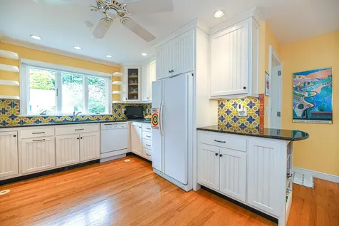 4 Bayberry Lane Exeter NH 03833