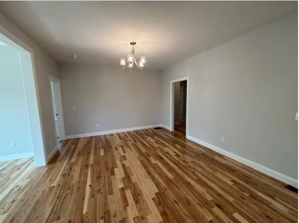 6 Megans Way Epping NH 03042