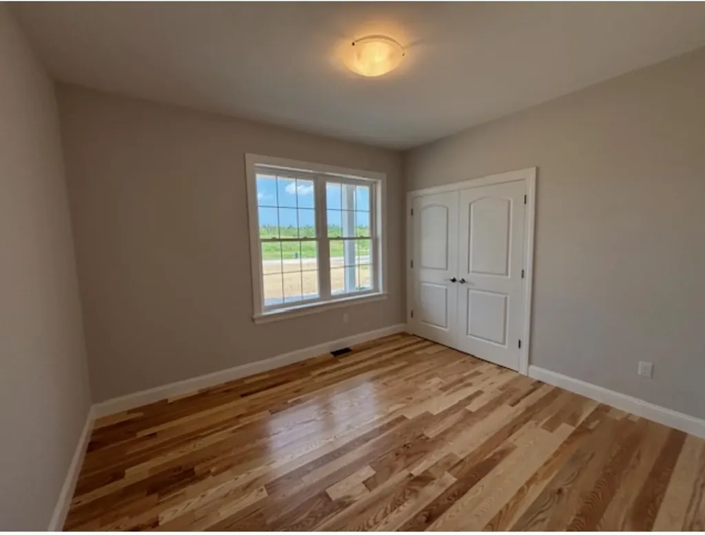 6 Megans Way Epping NH 03042