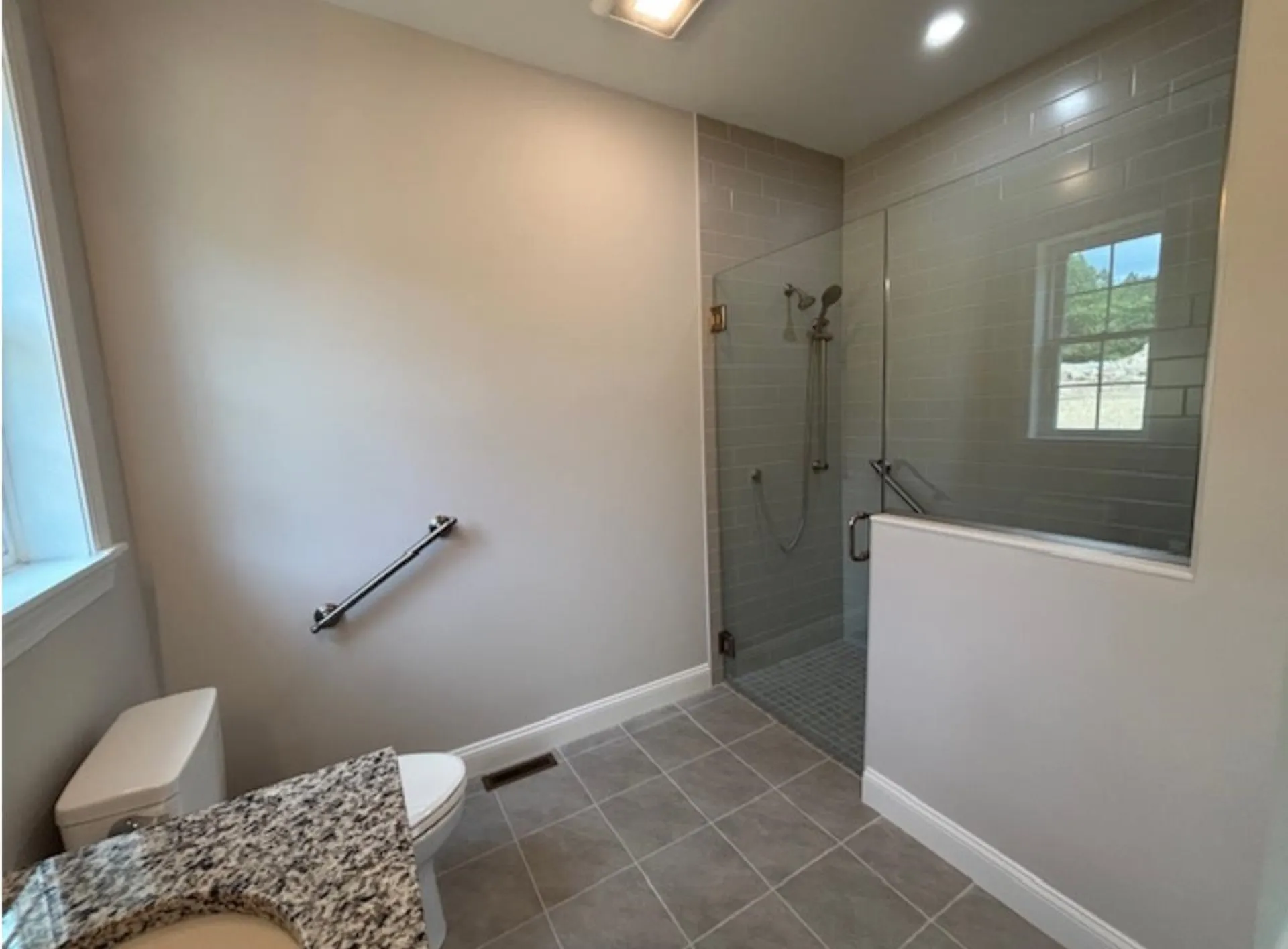 6 Megans Way Epping NH 03042