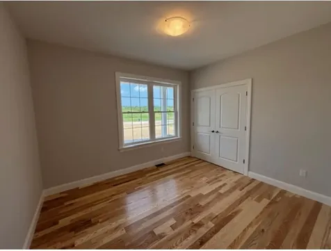 6 Megans Way Epping NH 03042