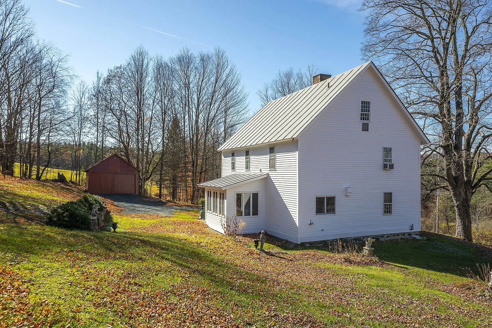 62 Grout Road Hartland VT 05048