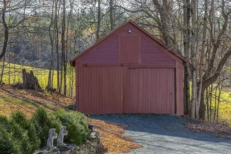 62 Grout Road Hartland VT 05048